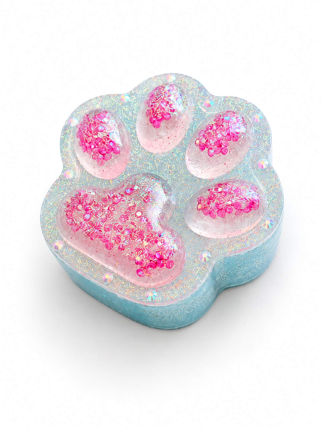 Resin jewelry paw